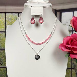 NIB AVON 2 TIER SILVER TONE SAND DOLLAR NECKLACE AND EARRING SET (PINK)